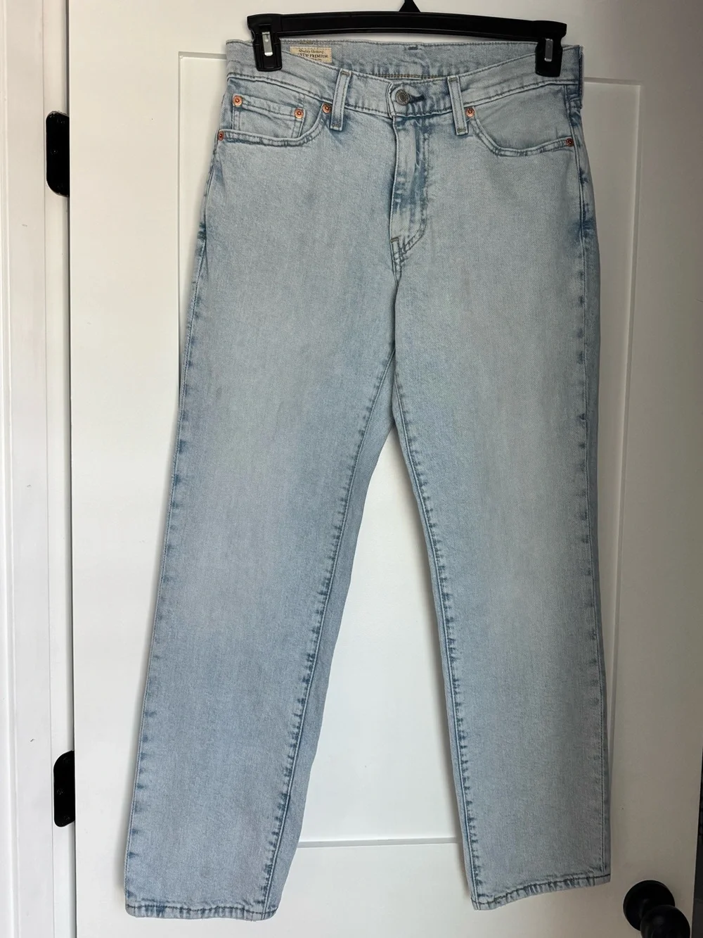 Levi's Premium 541 Athletic Taper Men's Jeans. Size 30x30.